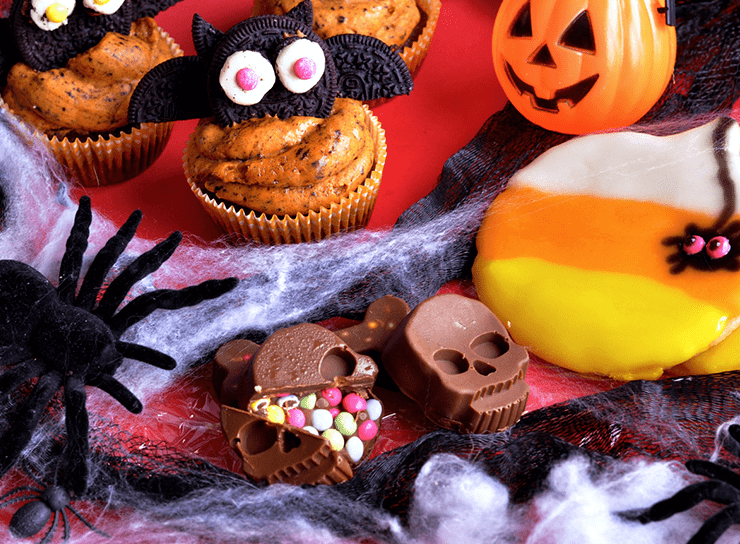 Spook-Tacular DIY Halloween Desserts